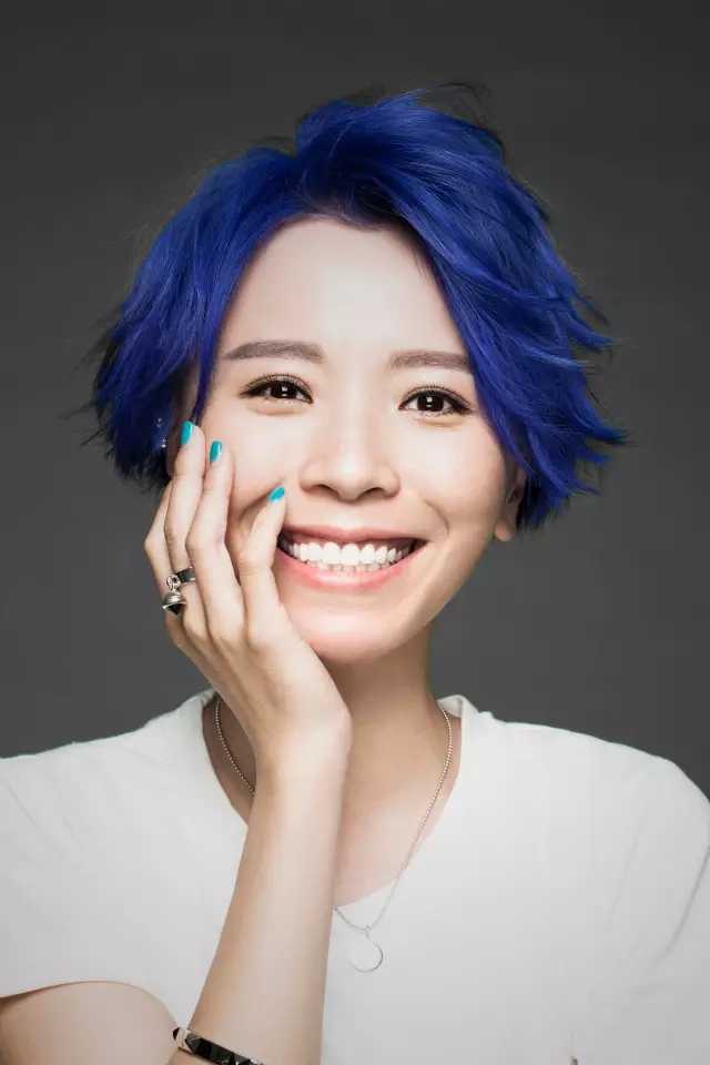 蝴蝶泉边钢琴谱 黄雅莉-阳光下那么奇妙的小小人间,变模样6