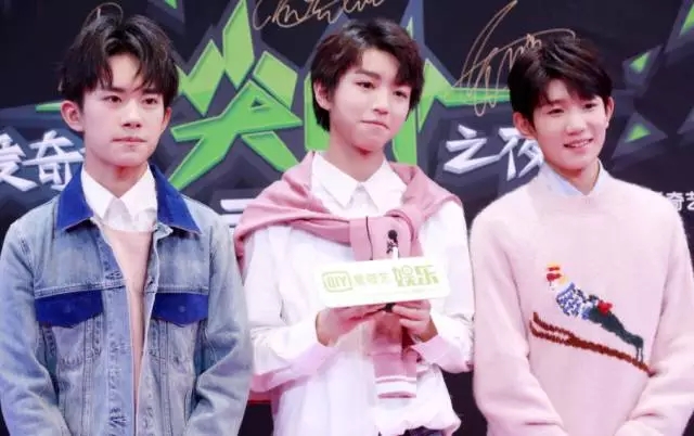 加油amigo钢琴谱 tfboys-曾经小小少年到如今风度翩翩5