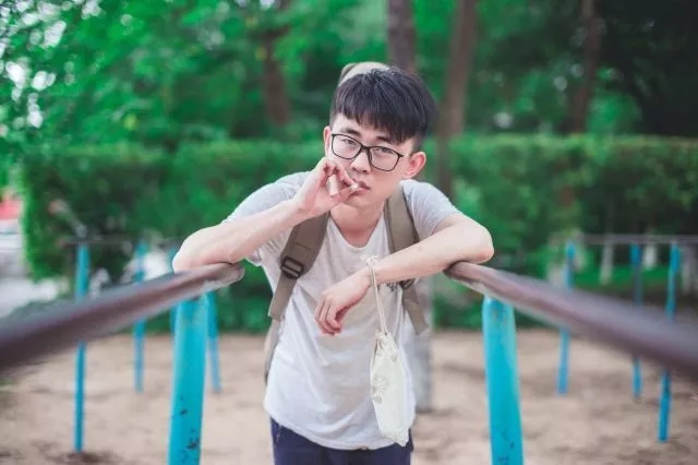 不愿哭泣的你吉他谱-马潇-我们不哭5
