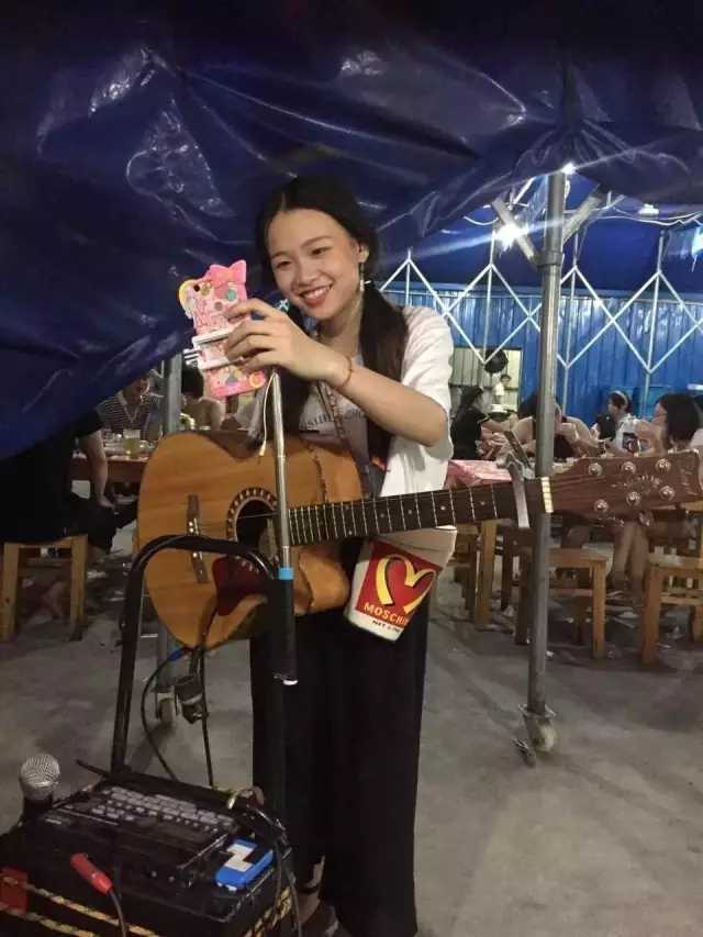 好嗨哦吉他谱-陈逗逗-我只想要快乐5