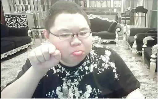 PDD洪荒之力吉他谱 Ngẫu Hứng一首代表一代人电竞信仰的纯音乐4
