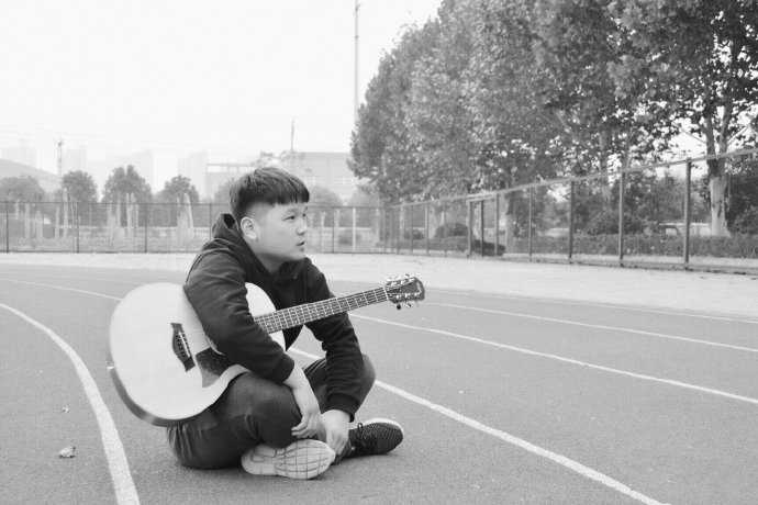 少年依然在吉他谱 解忧邵帅 愿你一生峥嵘岁月，归来仍少年6