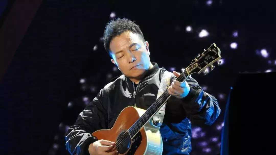 无尽光芒吉他谱-许巍-我们手拉手，去追寻心中的梦想5
